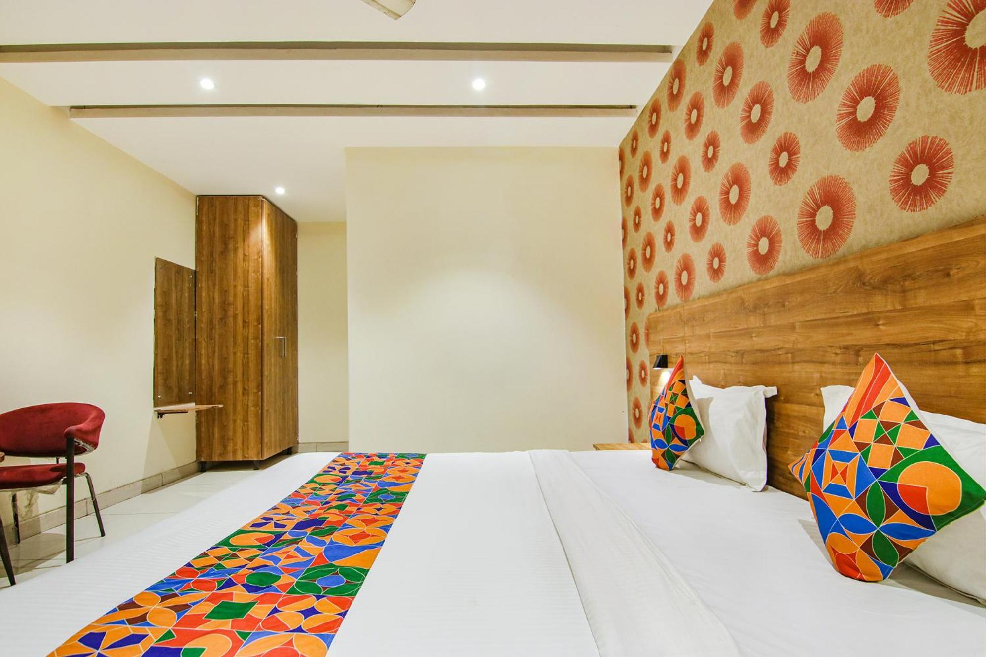 Fabhotel Golden Glory Neu-Delhi Exterior foto