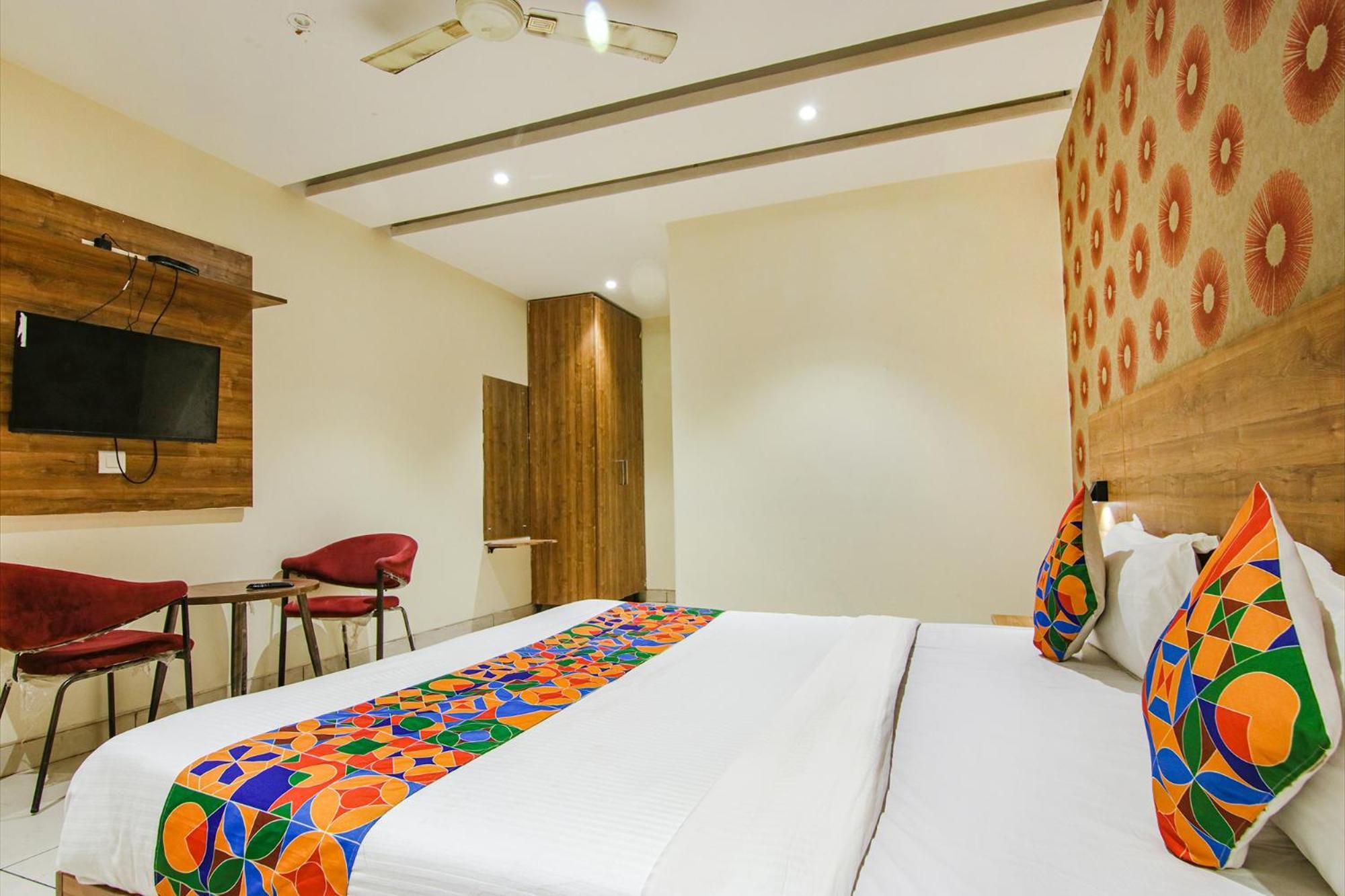 Fabhotel Golden Glory Neu-Delhi Exterior foto